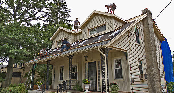 Best Local Roofing Companies  in Quinebaug, CT